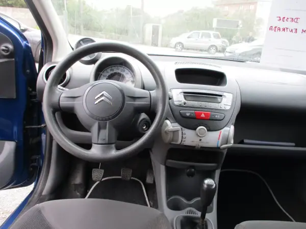 Citroën C1 2007 - 4500 EUR, 179000 km - AUTO.MOTO.pt - 179000km - foto 9 de 11