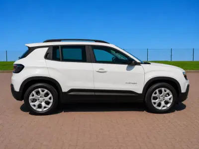 Jeep Avenger 2024 - 21900 EUR, 55789 km - AUTO.MOTO.pt - 55789km - foto 6 de 15