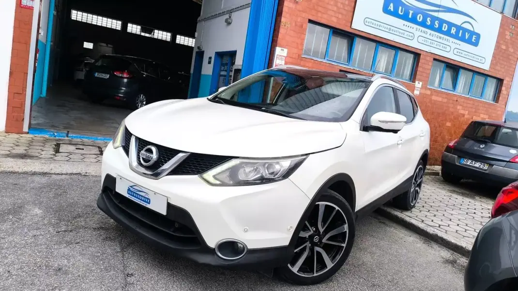 Nissan Qashqai 2015 - 12600 EUR, 167000 km - 167000km - foto 9 de 17