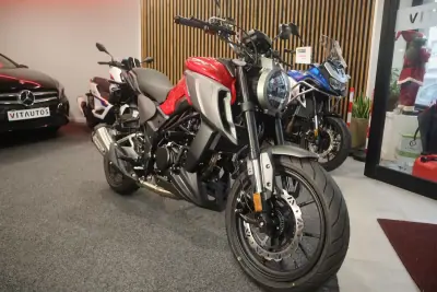 2026 - 3550 EUR, 1 km - AUTO.MOTO.pt - 1km - foto 4 de 12