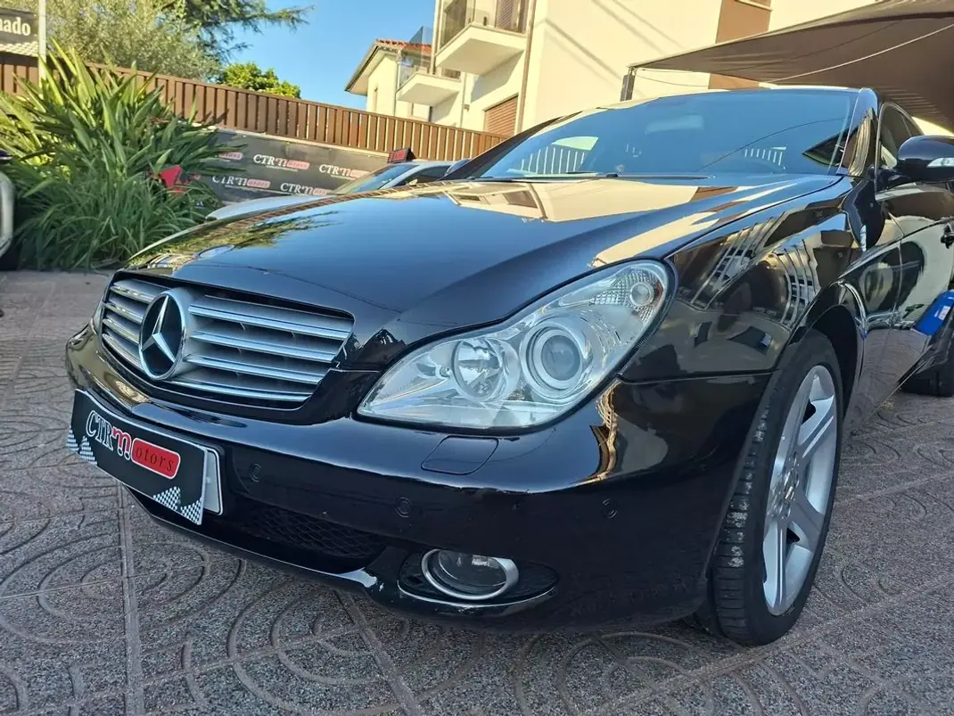 Mercedes-Benz CLS 320 2006 - 14900 EUR, 299952 km - 299952km - foto 20 de 38