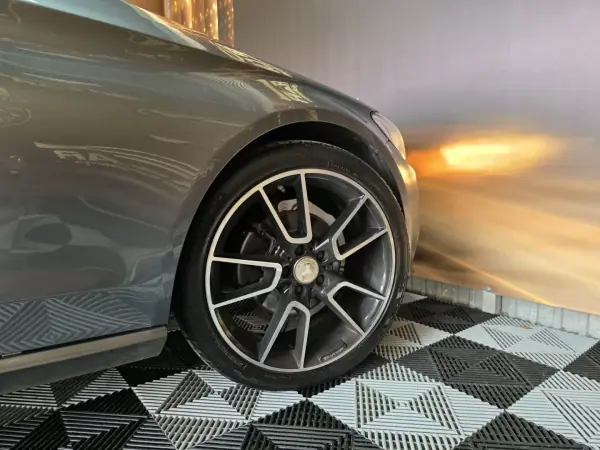Mercedes-Benz C 180 2016 - 24250 EUR, 107000 km - AUTO.MOTO.pt - 107000km - foto 12 de 14