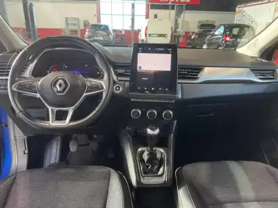 Renault Captur 2021 - 19250 EUR, 90487 km - AUTO.MOTO.pt - 90487km - foto 10 de 17