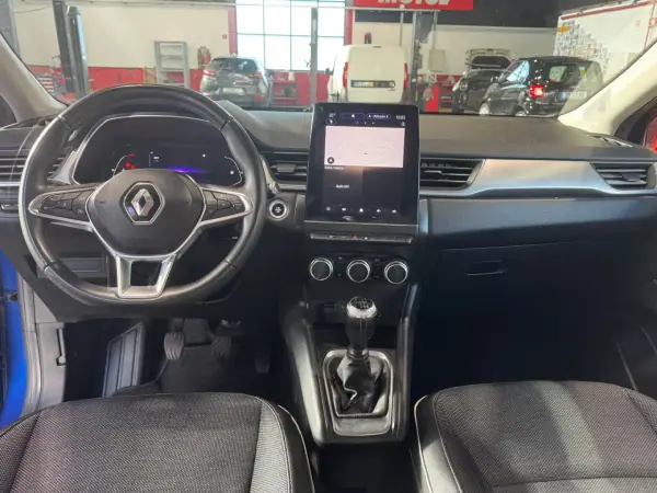 Renault Captur 2021 - 19250 EUR, 90487 km - AUTO.MOTO.pt - 90487km - foto 10 de 17