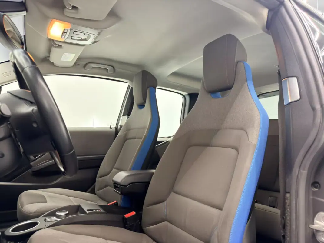 BMW i3 2019 - 17250 EUR, 62700 km - 62700km - foto 14 de 19