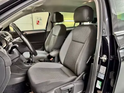 Volkswagen Tiguan 2017 - 17750 EUR, 120000 km - AUTO.MOTO.pt - 120000km - foto 22 de 50