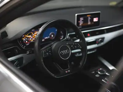 Audi A4 Avant 2018 - 25990 EUR, 107000 km - AUTO.MOTO.pt - 107000km - foto 16 de 24