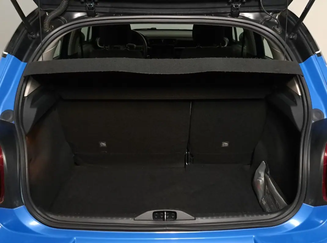 Citroën C3 2018 - 7950 EUR, 110000 km - AUTO.MOTO.pt - 110000km - foto 6 de 8