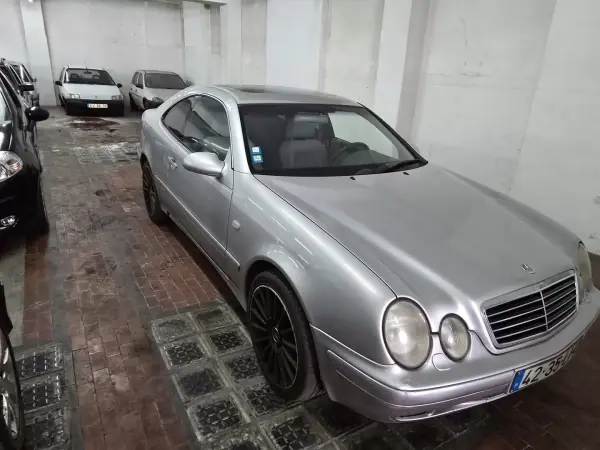 Mercedes-Benz CLK 200 1998 - 6000 EUR, 217984 km - AUTO.MOTO.pt - 217984km - foto 3 de 18