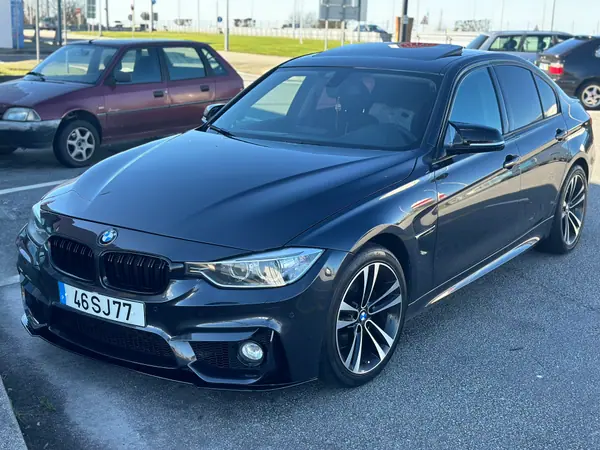 BMW 325 2013 - 16999 EUR, 220000 km - AUTO.MOTO.pt - 220000km - foto 4 de 6