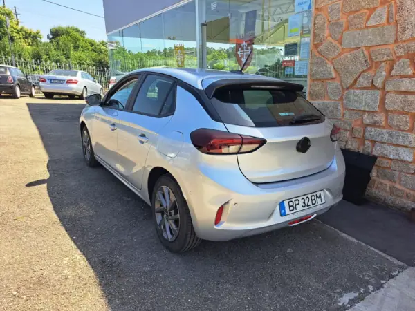Opel Corsa 2024 - 16950 EUR, 10826 km - AUTO.MOTO.pt - 10826km - foto 19 de 23