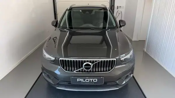 Volvo XC 40 2018 — photo 3 of 30