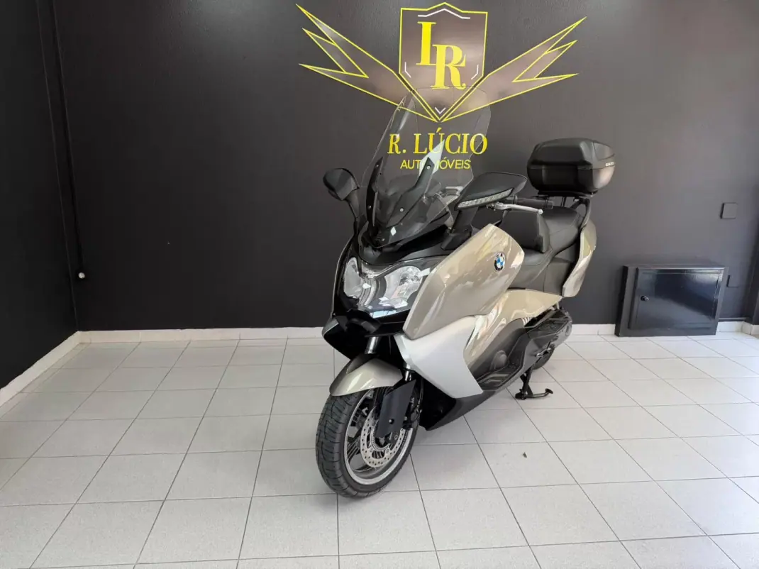 BMW C 650 GT 2012 - 5500 EUR, 31823 km - 31823km - foto 8 de 22
