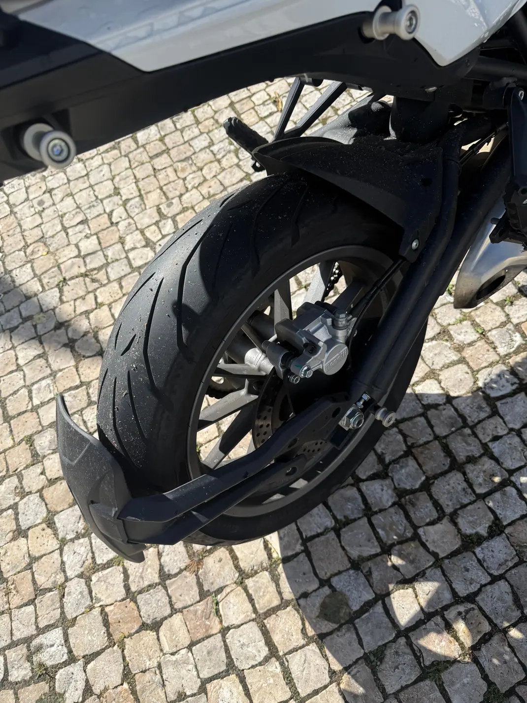 Benelli TRK 502 2023 - 4500 EUR, 5753 km - 5753km - foto 6 de 11