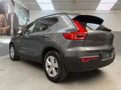 Volvo XC 40 2019 - 21990 EUR, 29511 km - foto 5 de 22