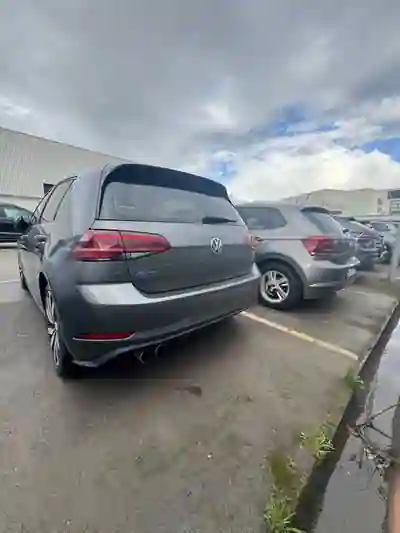 Volkswagen Golf 2017 — foto 4 de 7