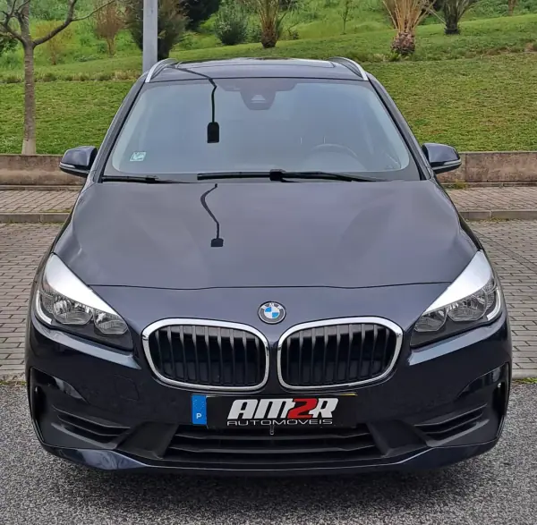 BMW 216 Gran Tourer 2018 - 15990 EUR, 120000 km - AUTO.MOTO.pt - 120000km - foto 2 de 33