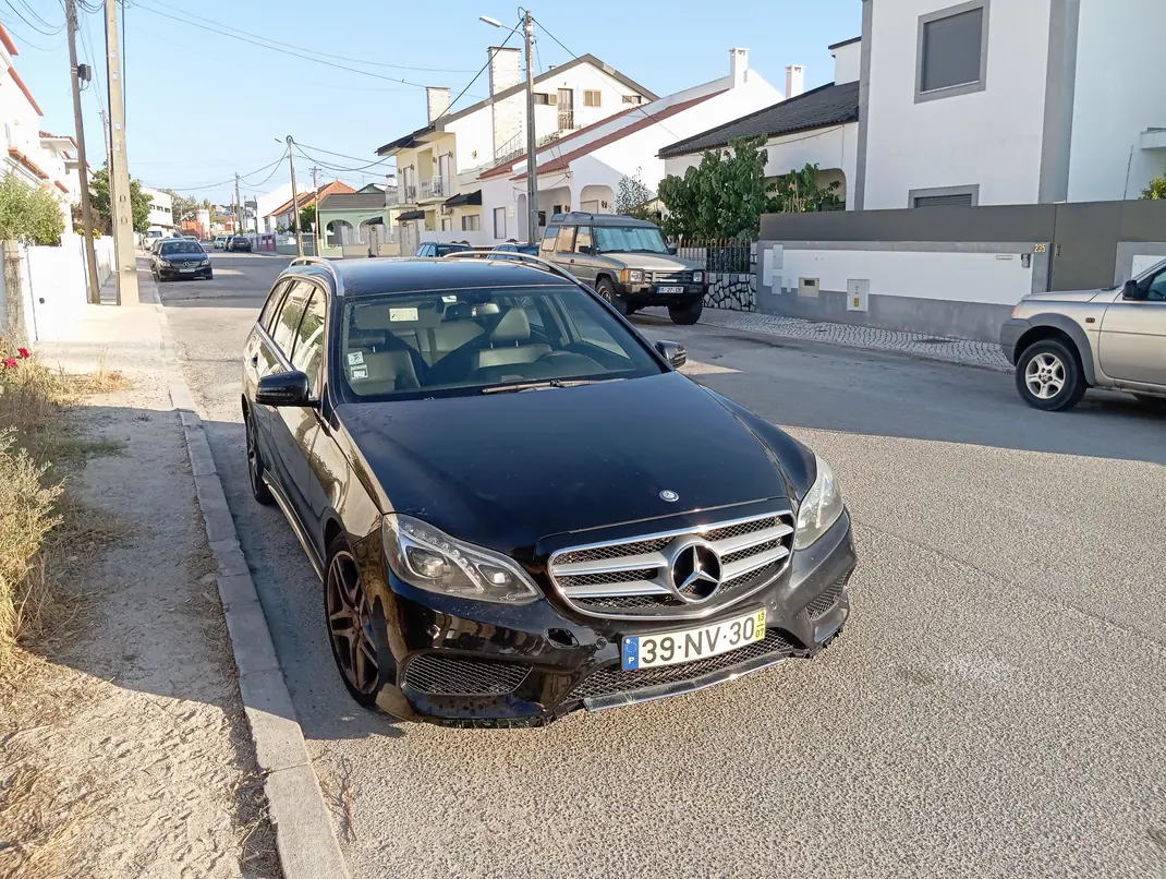 Mercedes-Benz E 300 2013 - 14500 EUR, 193000 km - 193000km - foto 6 de 6
