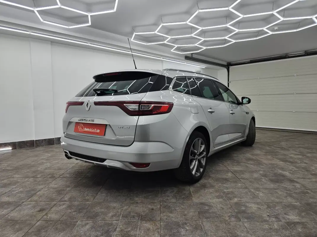 Renault Mégane Sport Tourer 2019 - 11950 EUR, 286730 km - 286730km - foto 12 de 52