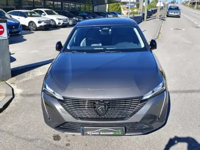 Peugeot 308 2022 - 19500 EUR, 130000 km - AUTO.MOTO.pt - 130000km - foto 14 de 37