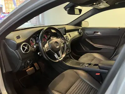 Mercedes-Benz GLA 200 2015 - 21990 EUR, 120000 km - AUTO.MOTO.pt - 120000km - foto 13 de 33
