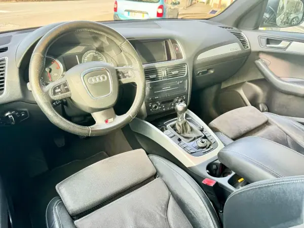 Audi Q5 2008 - 13900 EUR, 201500 km - AUTO.MOTO.pt - 201500km - foto 8 de 25
