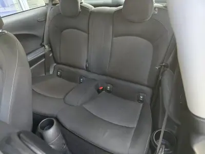 MINI Cooper 2017 - 14999 EUR, 166333 km - AUTO.MOTO.pt - 166333km - foto 12 de 24