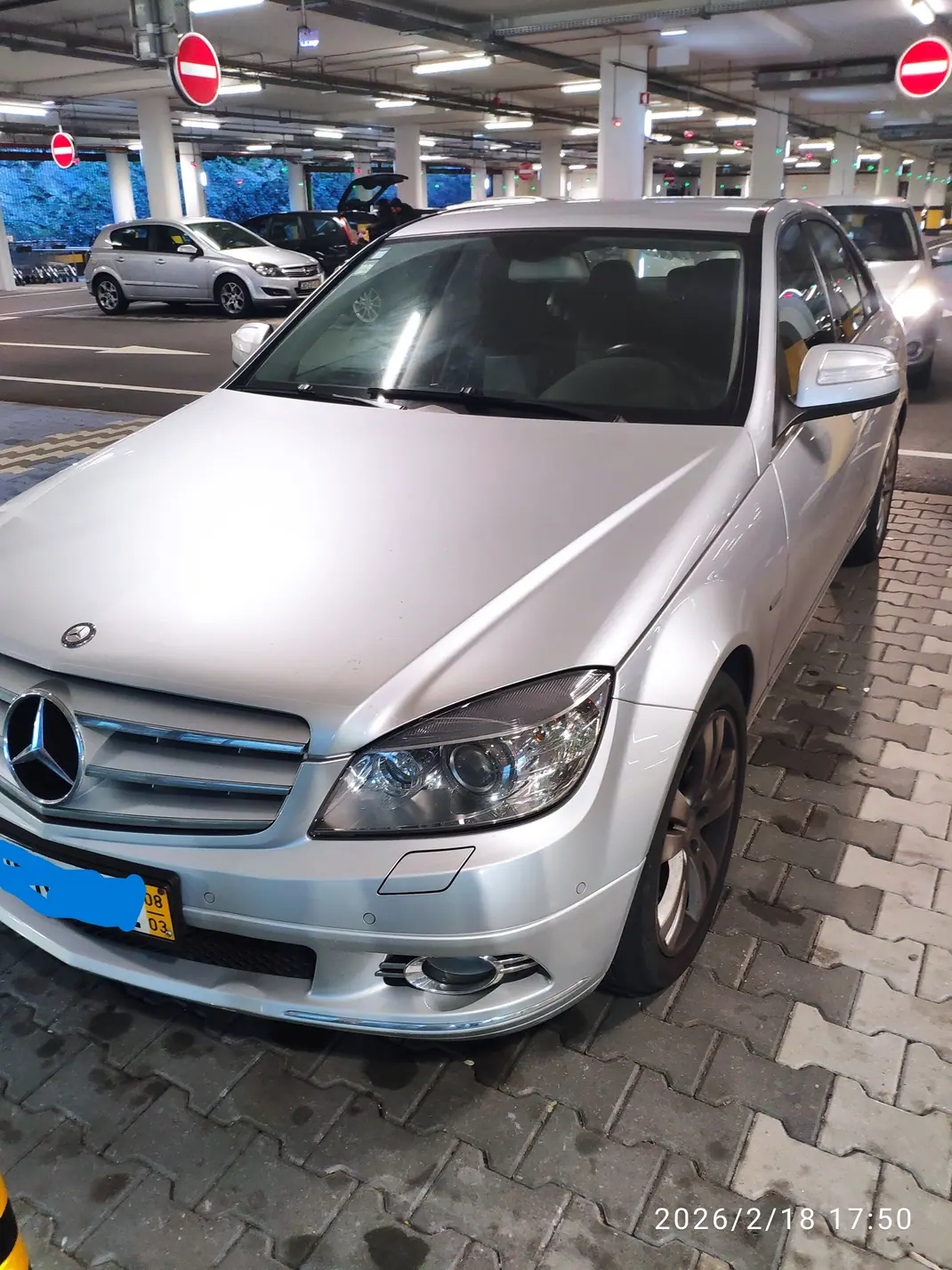 Mercedes-Benz C 220 2008 - 12500 EUR, 110000 km - AUTO.MOTO.pt - 110000km - foto 2 de 5