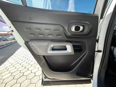 Citroën C5 Aircross 2019 - 18900 EUR, 162000 km - AUTO.MOTO.pt - 162000km - foto 21 de 28