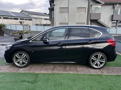 BMW 216 Active Tourer 2015 - 14900 EUR, 210000 km - AUTO.MOTO.pt - 210000km - foto 18 de 52