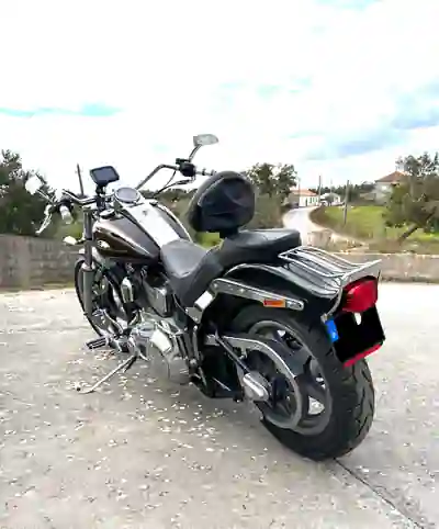 Harley-Davidson Softail® Breakout® 2003 - 11000 EUR, 45000 km - AUTO.MOTO.pt - 45000km - foto 5 de 6