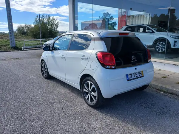 Citroën C1 2018 - 8960 EUR, 70600 km - AUTO.MOTO.pt - 70600km - foto 7 de 23