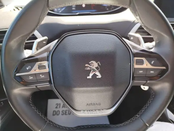 Peugeot 5008 2020 - 23950 EUR, 66369 km - AUTO.MOTO.pt - 66369km - foto 6 de 20