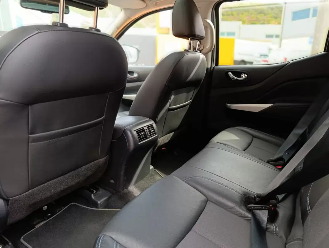 Nissan Navara 2021 - 33900 EUR, 151424 km - 151424km - foto 20 de 27