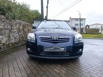 Toyota Avensis 2006 - 4999 EUR, 360000 km - AUTO.MOTO.pt - 360000km - foto 2 de 12