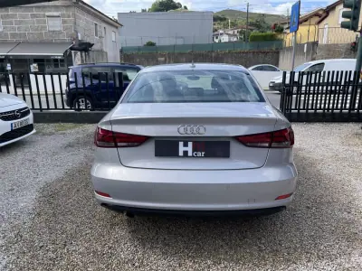 Audi A3 Limousine 2015 - 13900 EUR, 148500 km - AUTO.MOTO.pt - 148500km - foto 5 de 18