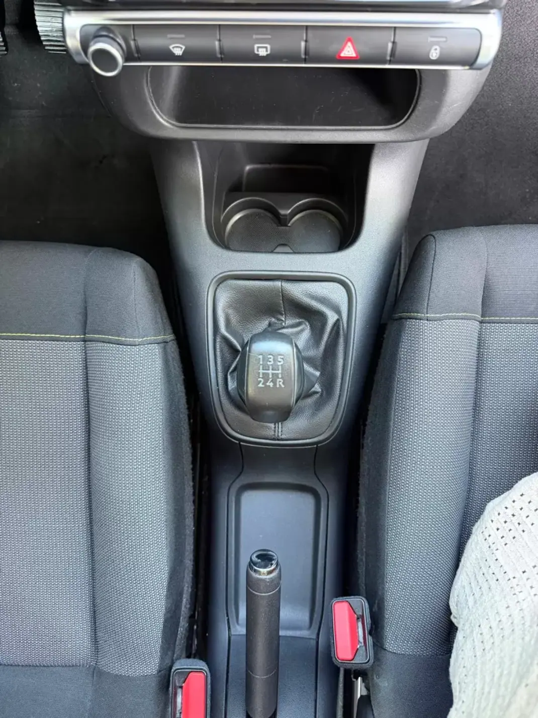 Citroën C3 2017 - 8990 EUR, 131214 km - 131214km - foto 14 de 20