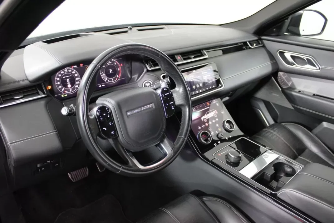 Land Rover Range Rover Velar 2018 - 44900 EUR, 110932 km - AUTO.MOTO.pt - 110932km - foto 8 de 20