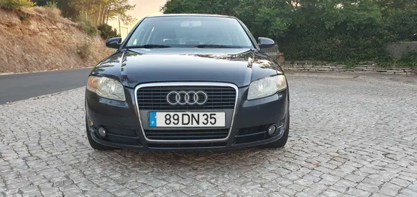 Audi A4 2007 - 5000 EUR, 318000 km - AUTO.MOTO.pt - 318000km - foto 2 de 10