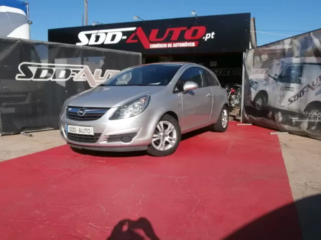 Opel Corsa 2010 - 6850 EUR, 217667 km - 217667km - foto 1 de 34