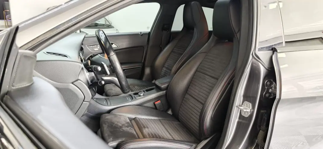 Mercedes-Benz CLA 220 2017 - 22990 EUR, 167000 km - AUTO.MOTO.pt - 167000km - foto 27 de 42