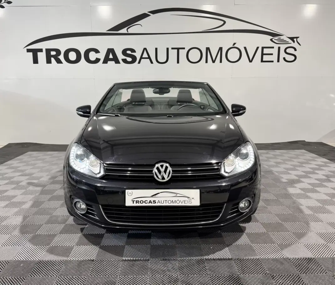 Volkswagen Golf Cabriolet 2015 - 12900 EUR, 177200 km - 177200km - foto 40 de 49