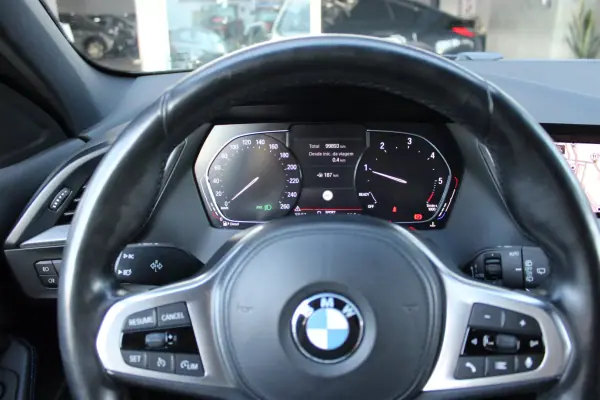 BMW 116 2021 - 24900 EUR, 99891 km - AUTO.MOTO.pt - 99891km - foto 26 de 30