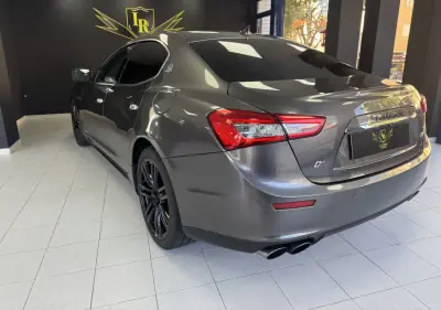 Maserati Ghibli 2014 - 31000 EUR, 226000 km - AUTO.MOTO.pt - 226000km - foto 20 de 47
