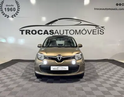 Renault Twingo 2015 - 7900 EUR, 124650 km - AUTO.MOTO.pt - 124650km - foto 29 de 42