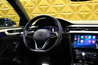 Volkswagen Arteon 2021 - 25400 EUR, 209040 km - AUTO.MOTO.pt - 209040km - foto 19 de 40