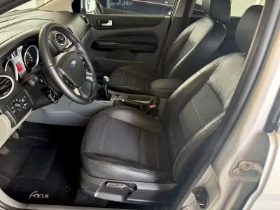 Ford Focus 2008 - 6250 EUR, 241000 km - AUTO.MOTO.pt - 241000km - foto 23 de 60