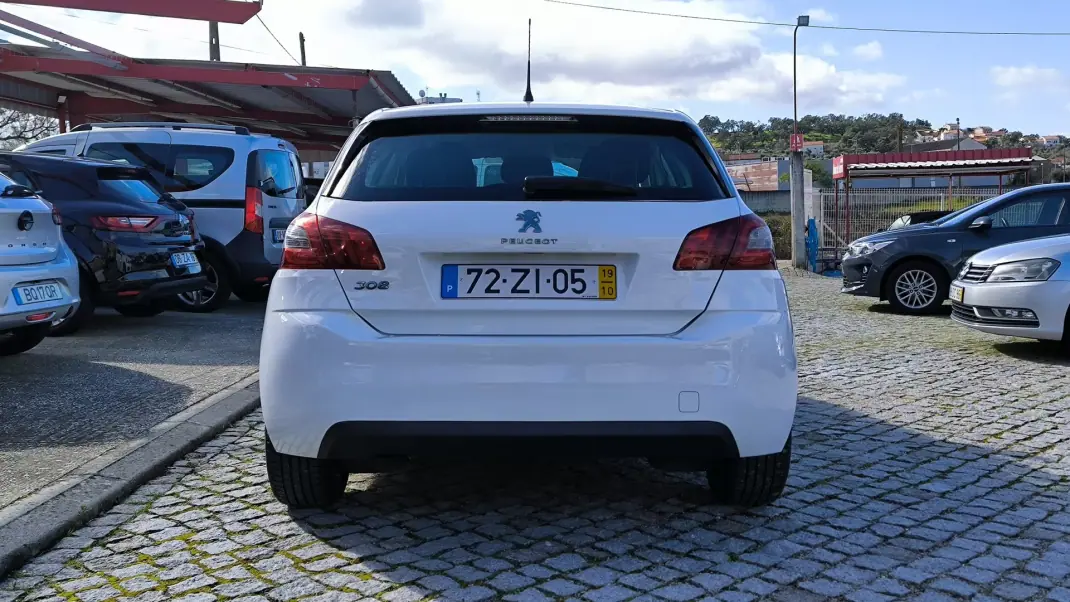 Peugeot 308 2019 - 11950 EUR, 92533 km - AUTO.MOTO.pt - 92533km - foto 5 de 8