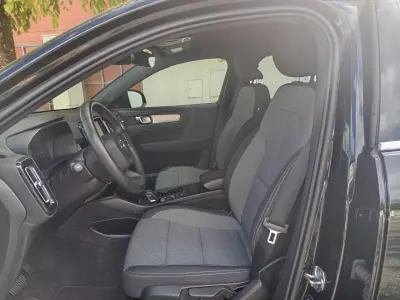 Volvo XC 40 2020 - 26990 EUR, 79100 km - 79100km - foto 11 de 21