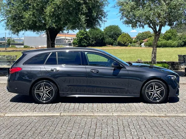 Mercedes-Benz C 300 2024 - 47850 EUR, 49000 km - AUTO.MOTO.pt - 49000km - foto 5 de 37